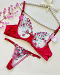 Ensemble soutien-gorge et string en tulle brodé