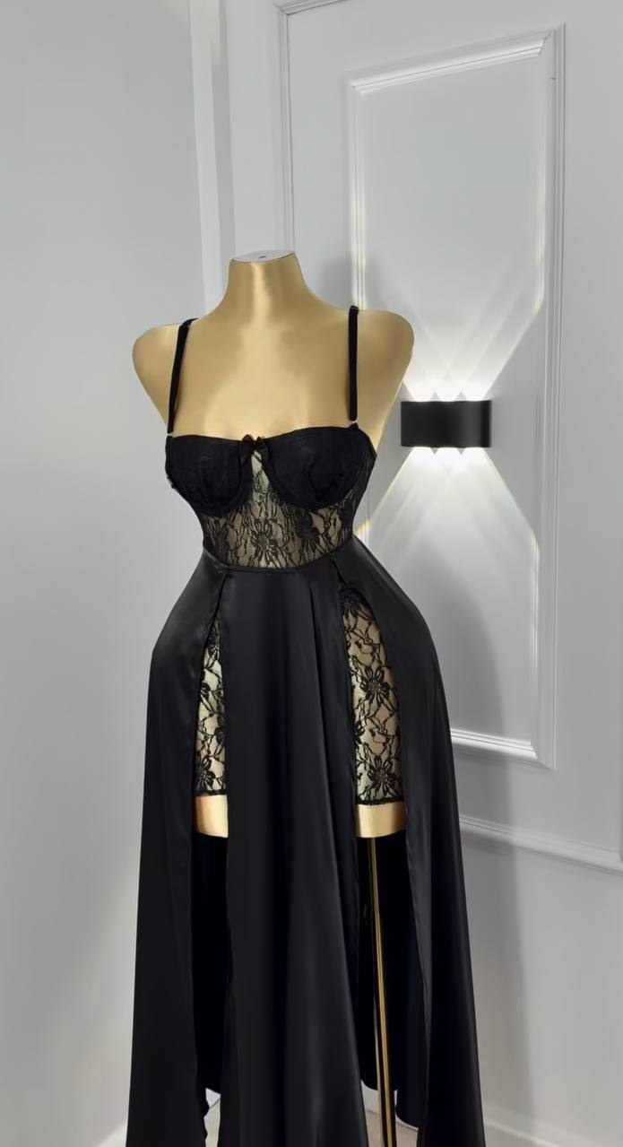 Lingerie noire 3 pièces (kimono,Nuisette,String)