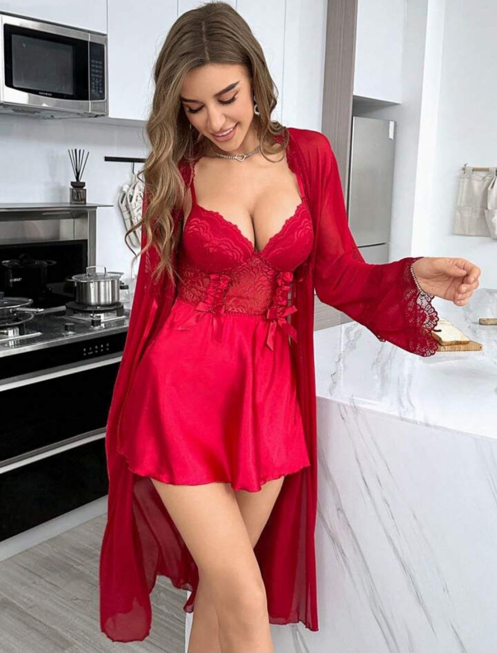 Ensemble Nuisette Corset et Déshabillé Long en Voile – Rouge Passion
