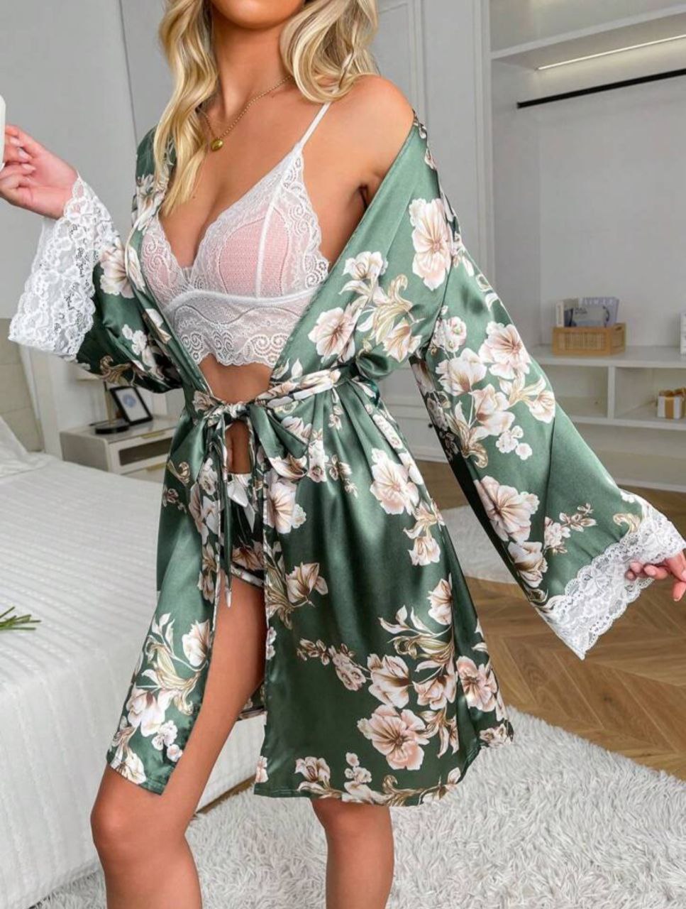 Pyjama Trois Pièces Satin Premium – Vert Floral